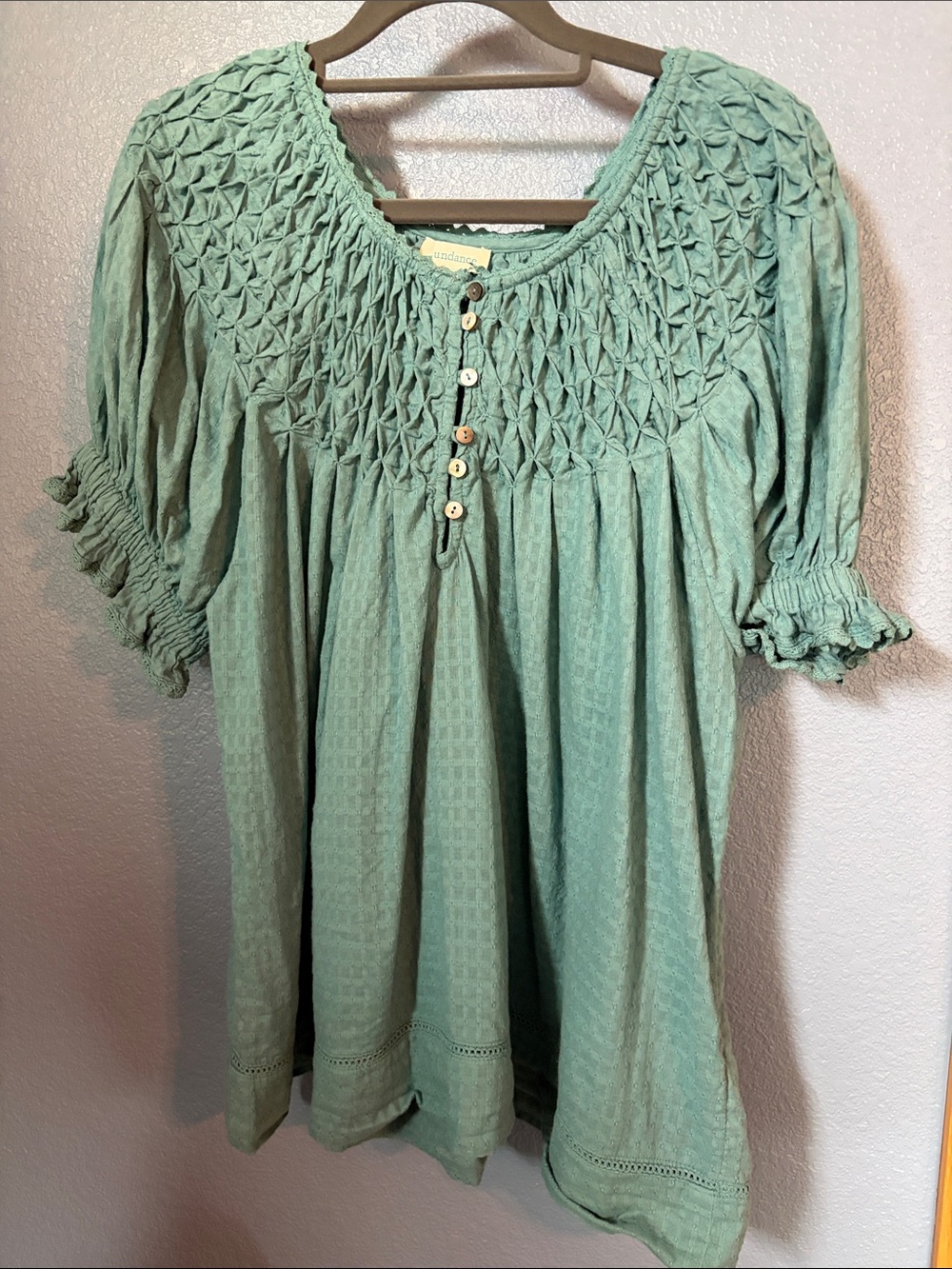 Sundance Sea foam Green short sleeve blouse with lots of design details